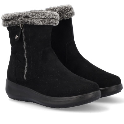 Botas pretas com pêlo cinzento e fecho lateral