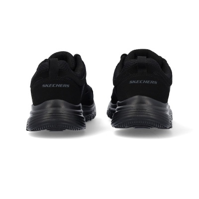 Ténis pretos Skechers vistos de trás com sola grossa