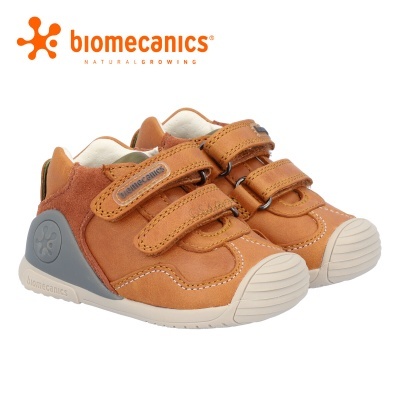 Sapatilhas castanhas para bebé com solas brancas e velcros