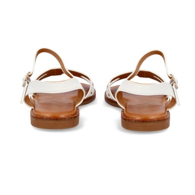 Sandálias femininas brancas com sola castanha vistas de trás