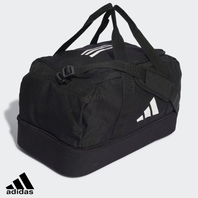 Bolsa desportiva preta adidas com logótipo branco e alças negras