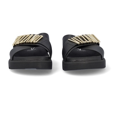 Chinelos pretos com sola preta e letras douradas VIZZANO na tira cruzada