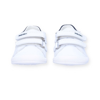 Ténis infantis brancos com tiras de velcro da marca PABLOSKY