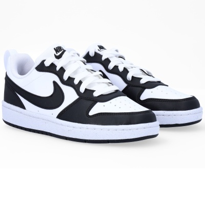 Ténis Nike preto e branco com logótipo swoosh