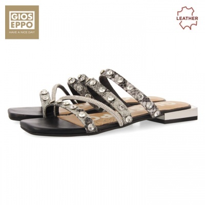 Sandálias pretas rasas com tiras brilhantes e padrão pele de cobra GIOSEPPO