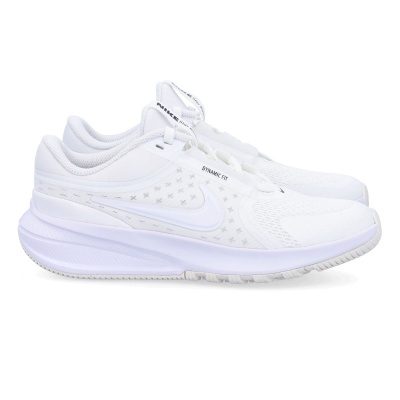 Sapatilhas brancas de desporto Nike com sola branca
