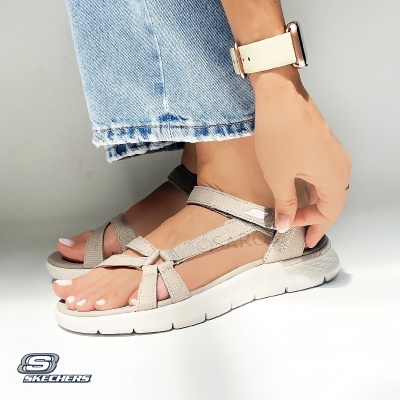 Sandálias Skechers bege com tiras e solado branco