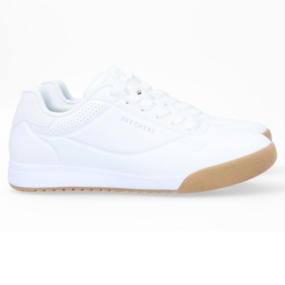 Ténis Skechers brancos com sola bege e logo SKECHERS