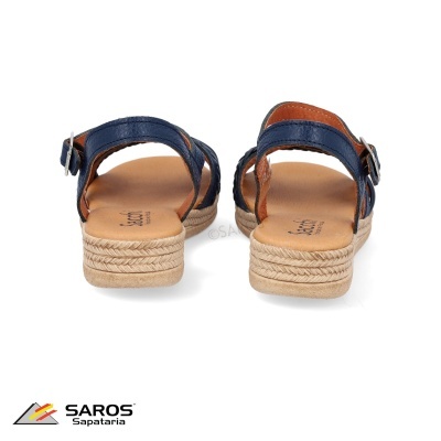 Sandálias com tiras azul escuro e castanho, sola bege com textura de corda