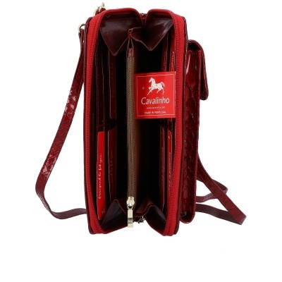 Bolsa vermelha sintética com padrão de pele de cobra e etiqueta Cavallinho