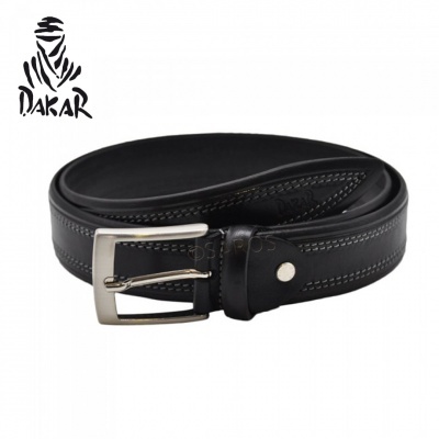 Cinto preto de couro com fivela metálica e logótipo DAKAR