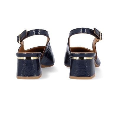 Sandálias de salto médio azul escuro croco com tira ao tornozelo e detalhe metálico dourado