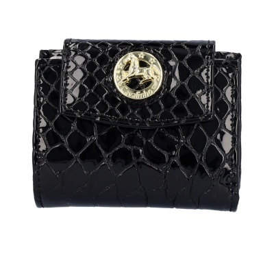 Carteira preta com padrão imitação pele de crocodilo e fecho dourado