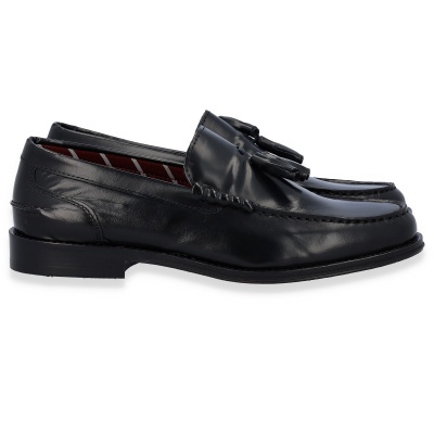 Sapatos masculinos de couro preto com tassel e forro listrado