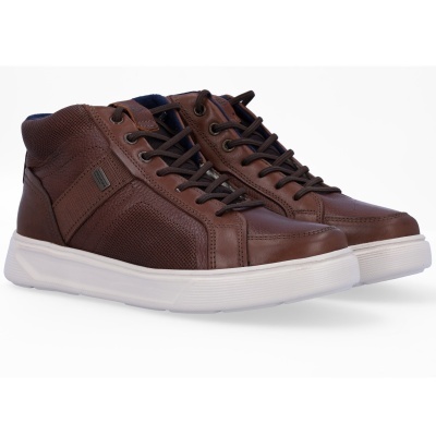 Sapatilhas castanhas de cano alto com sola branca