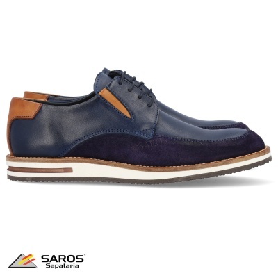 Sapato masculino azul escuro com detalhes castanhos e salto branco