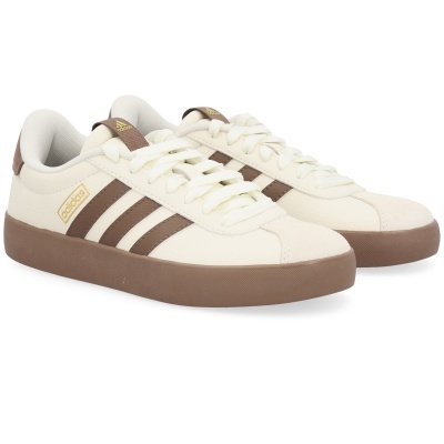 Sapatilhas Adidas creme com detalhes castanhos e sola castanha