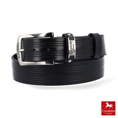 Cinto preto de couro com fivela metálica prateada e logótipo Cavalinho