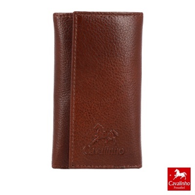 Carteira de couro castanho Cavalinho com logotipo gravado e logo vermelho Penafiel