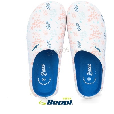 Chinelos brancos com padrão de corais coloridos e interior azul com logotipo Beppi