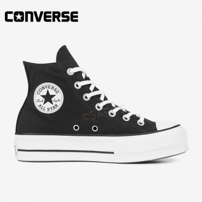 Ténis Converse All Star pretos de cano alto com sola branca espessa e logo lateral