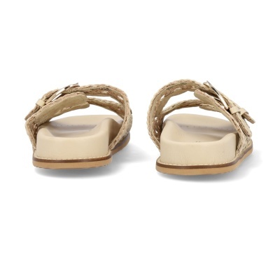 Sandálias femininas bege com tiras trançadas e fivela dourada vistas de trás