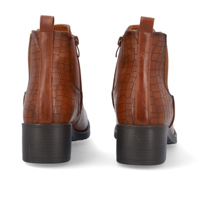 Botins castanhos em pele com textura de crocodilo de trás