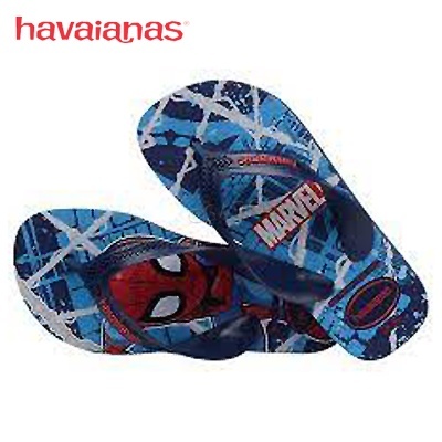 Chinelos Havaianas azul com estampa Homem-Aranha e texto MARVEL