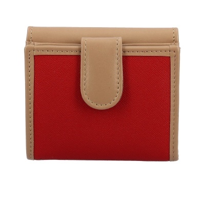 Carteira vermelha com bordas e aba em couro bege
