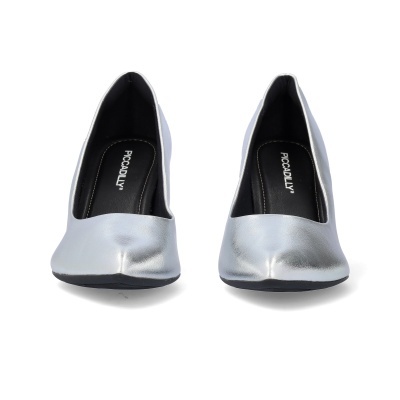 Sapatos de salto alto prateados com interior preto e etiqueta PICCADILLY