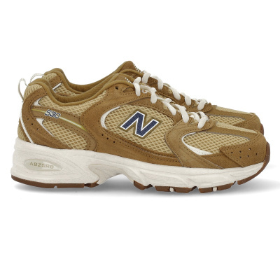 Sapatos desportivos New Balance 530 castanhos e bege com sola branca