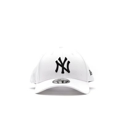 Boné branco com logótipo negro NY e etiqueta lateral New Era