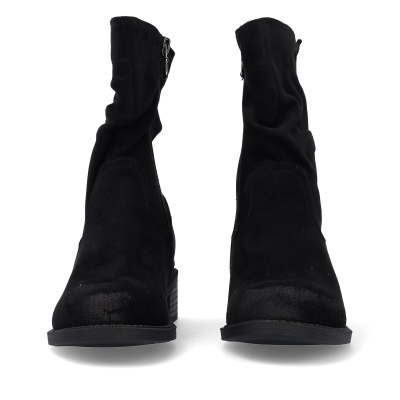 Botas pretas em camurça com salto médio e fecho lateral