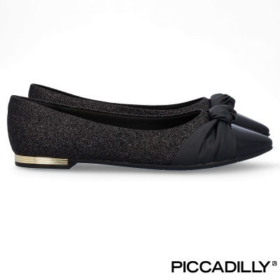 Sapatilhas pretas com laço e bico verniz da marca Piccadilly