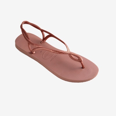 Chinelo feminino cor de rosa com sola texturizada e tira fina