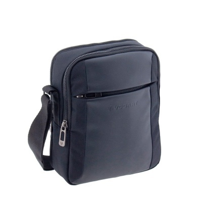 Mala preta da VODART com bolso frontal e alça ajustável