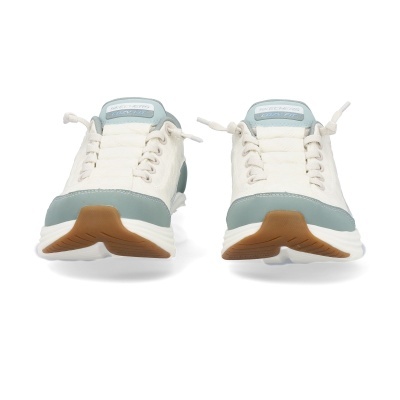 Par de ténis Skechers brancos com detalhes verdes e sola castanha