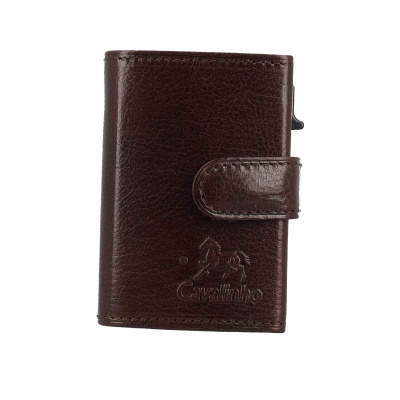 Carteira castanha de pele com fecho e logo Cavalinho em relevo