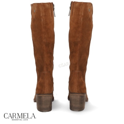 Botas altas castanhas em camurça com salto quadrado