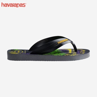Chinelo havaianas preto com estampa colorida na palmilha e tira preta com logo amarelo