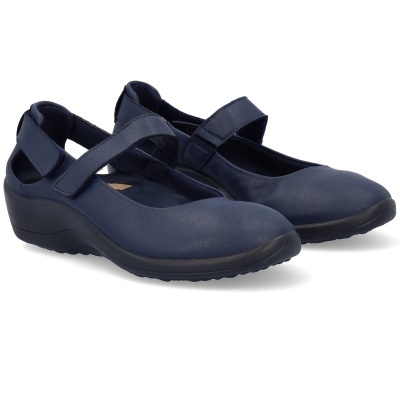 Sapatos Mary Jane azuis escuros em pele com sola preta e fecho em velcro