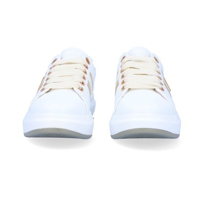 Sapatilhas brancas com atacadores bege e sola branca