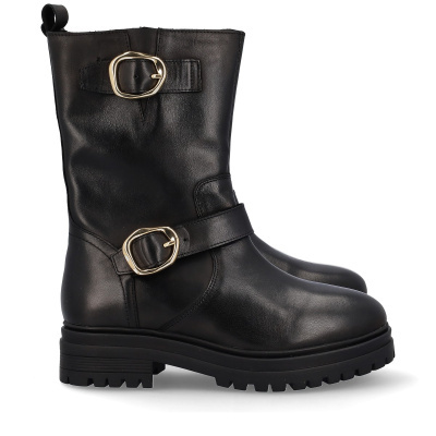 Botas pretas de couro com fivelas douradas e sola preta