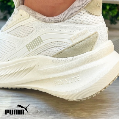 Ténis brancos PUMA com sola PUMALITE e etiquetas SLIPTECH