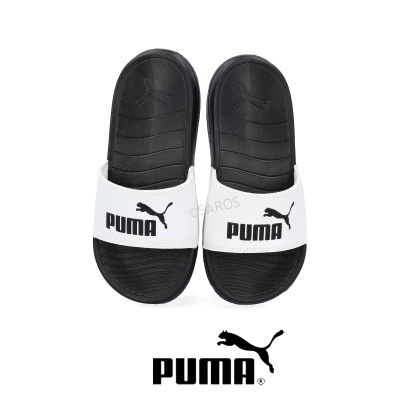 Chinelos Puma pretos e brancos com logótipo