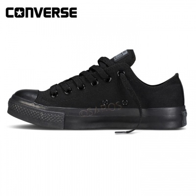 Ténis Converse preto em tela com sola e biqueira de borracha preta