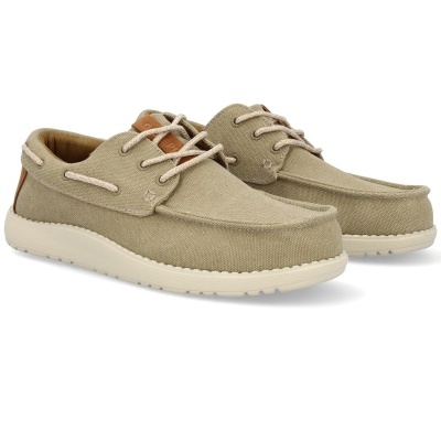 Sapatos desportivos castanhos claros de tecido com sola branca e cadarços