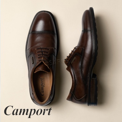 Sapatos masculinos castanho escuro de couro com cadarços e sola preta