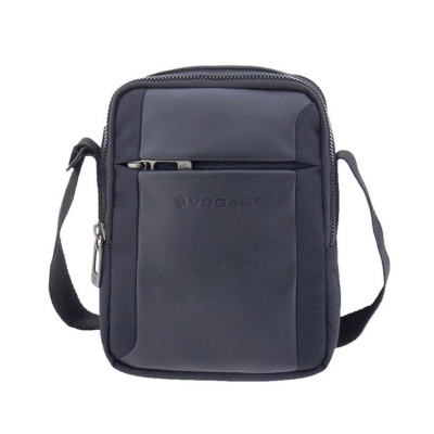 Mala de ombro preta com bolso frontal e fecho