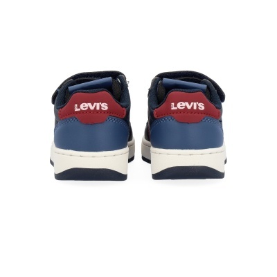 Sapatilhas Levis azuis com detalhes vermelhos vistas de trás